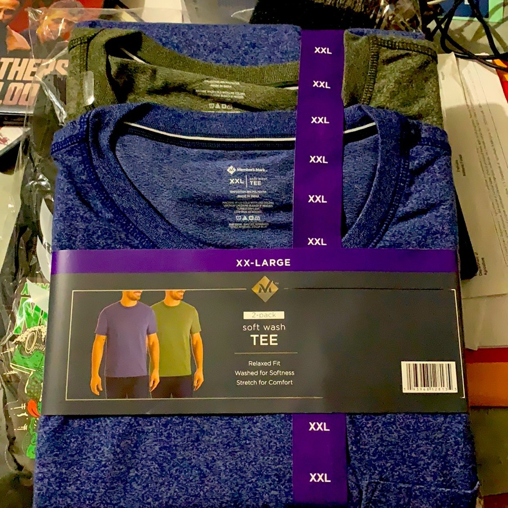 XXL shirts two pack. Green and blue brand new